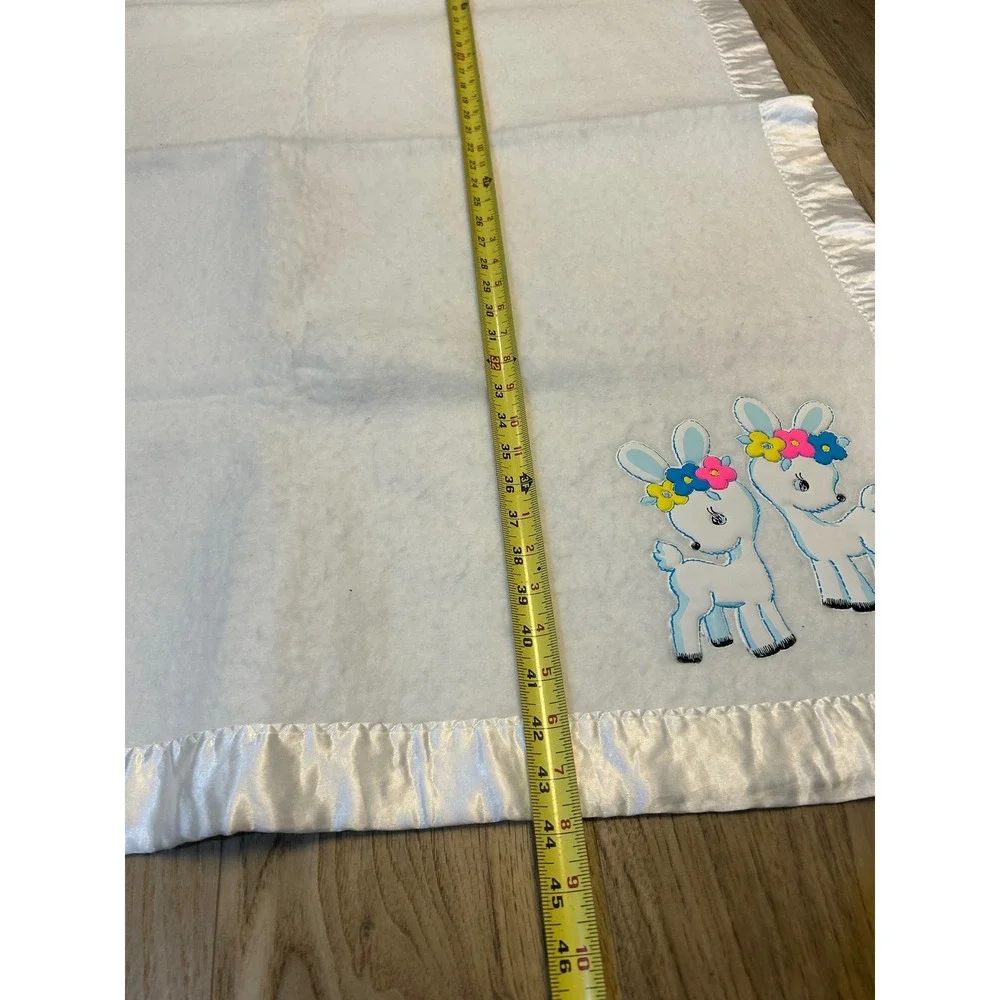 Vintage White Baby Blanket Satin Trim Deer Fawn Floral Applique Fleece Nursery